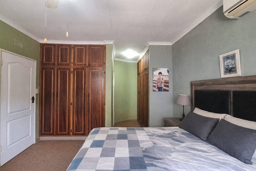 3 Bedroom Property for Sale in Meiringspark Ext 4 North West